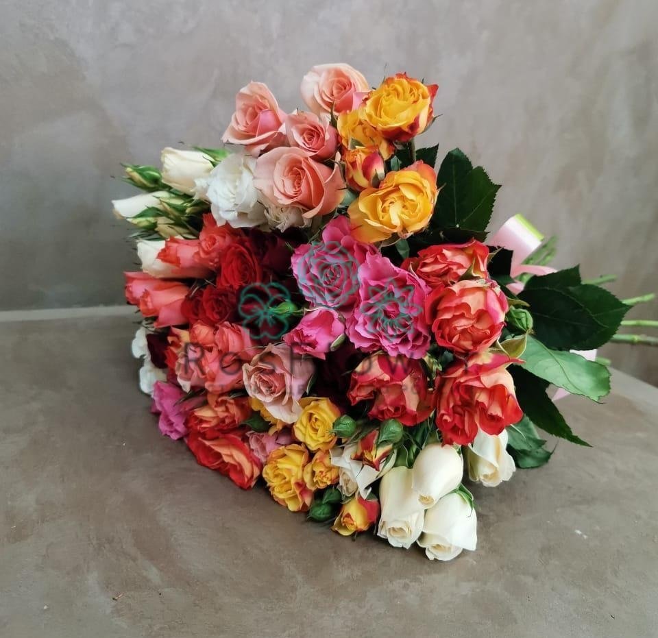 Букет цветов из: Розы в Часцы