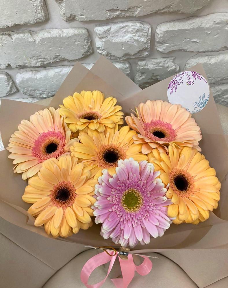 Букет цветов из: Герберы в Часцы