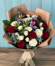 Букет цветов из:  Розы и Альстромерии #REPLACE_PRED# Часцы