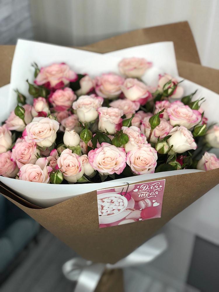 Букет цветов из: Розы в Часцы