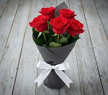 Букет 5 Красных роз Эдлесс Лав #REPLACE_PRED# Часцы