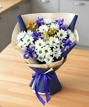 Букет цветов из:  Розы, Ирисы и Хризантемы #REPLACE_PRED# Часцы