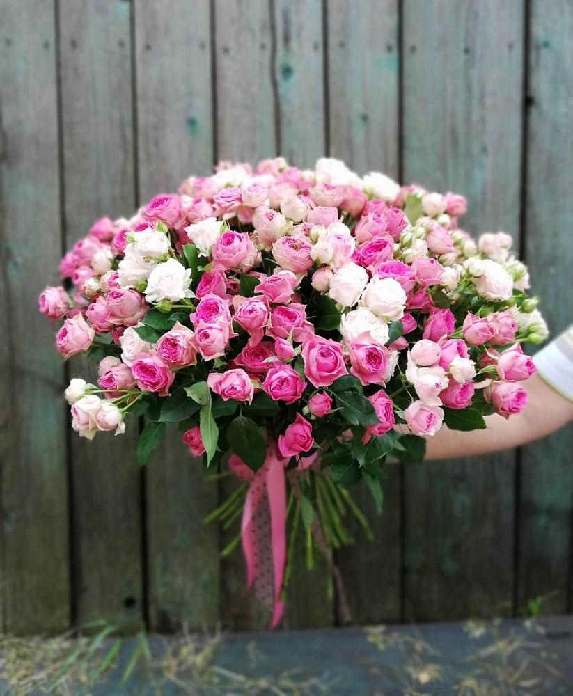 Букет Розовые кустовые розы Натали и Лав Лидия в Часцы