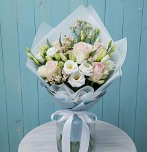 Букет цветов из:  Розы и Лизиантусы #REPLACE_PRED# Часцы