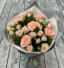 Букет цветов из:  Розы #REPLACE_PRED# Часцы